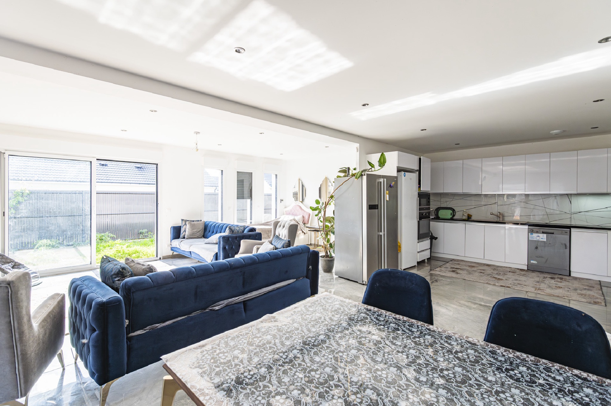 Maison 220 m2 avec terrain de 606 m2 et confort PLAIN-PIED